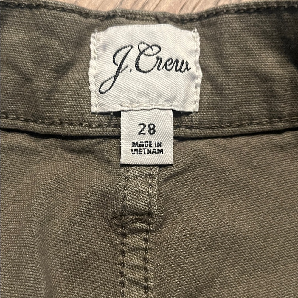 J.Crew Olive Wide Leg Chino Pants | Casual Utility Style, Size 6/28 - Picture 2 of 6